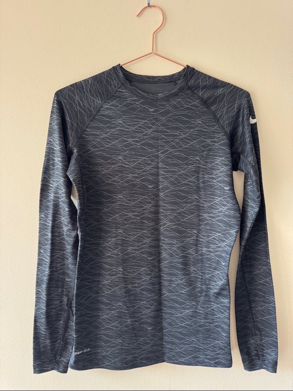 Nike Gray & Black Patterned Long Sleeve Performance Top, Worn once - Fitted